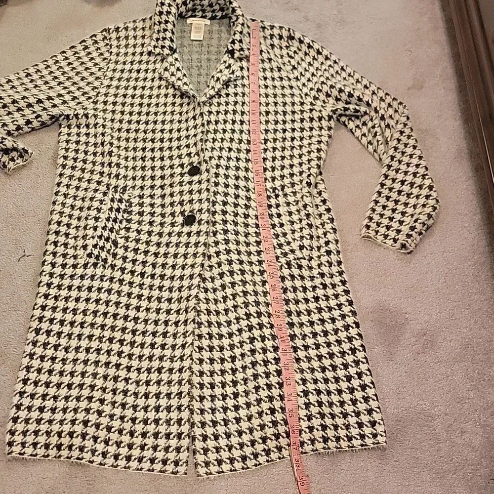 Max Studio long houndstooth fuzzy coat sweater sz L - Picture 4 of 12